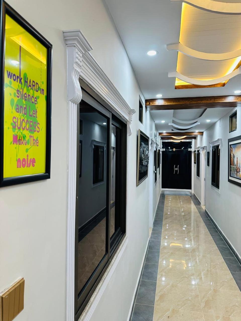 Moven Inn Hotel Islamabad Buitenkant foto